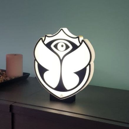 Lampara con el logo de tommorrow land