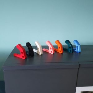 apoya cascos motocicleta